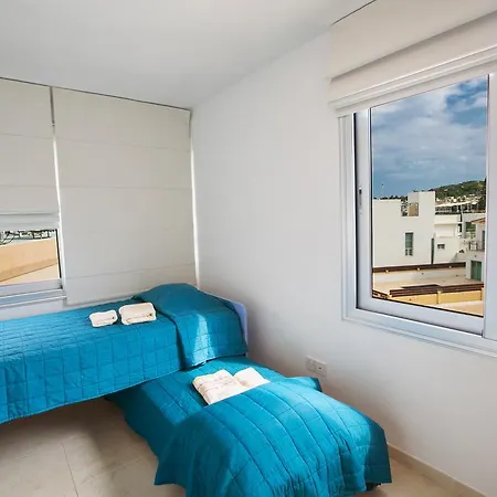 Pallinio Fig Tree Bay *