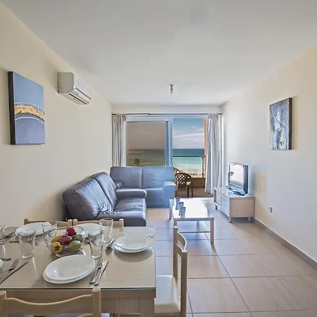 Apartment Pallinio Fig Tree Bay Protaras